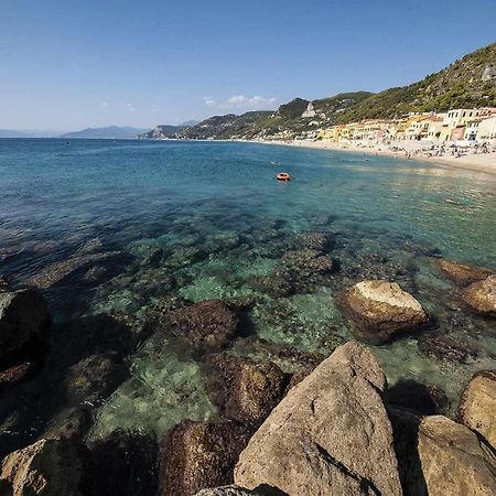 Cipriani 5 Rivieraholiday Пиетра Лигуре Екстериор снимка