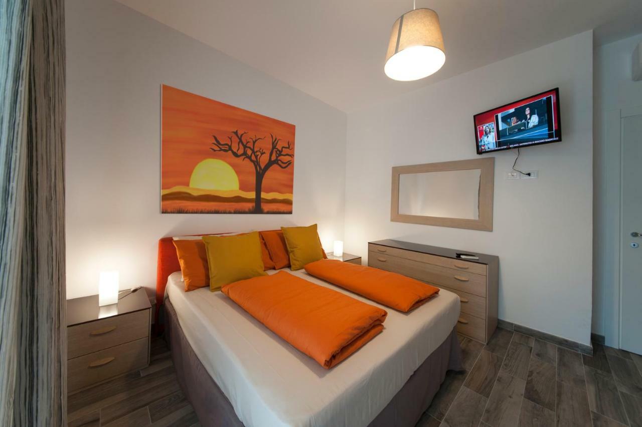 Cipriani 5 Rivieraholiday Пиетра Лигуре Екстериор снимка